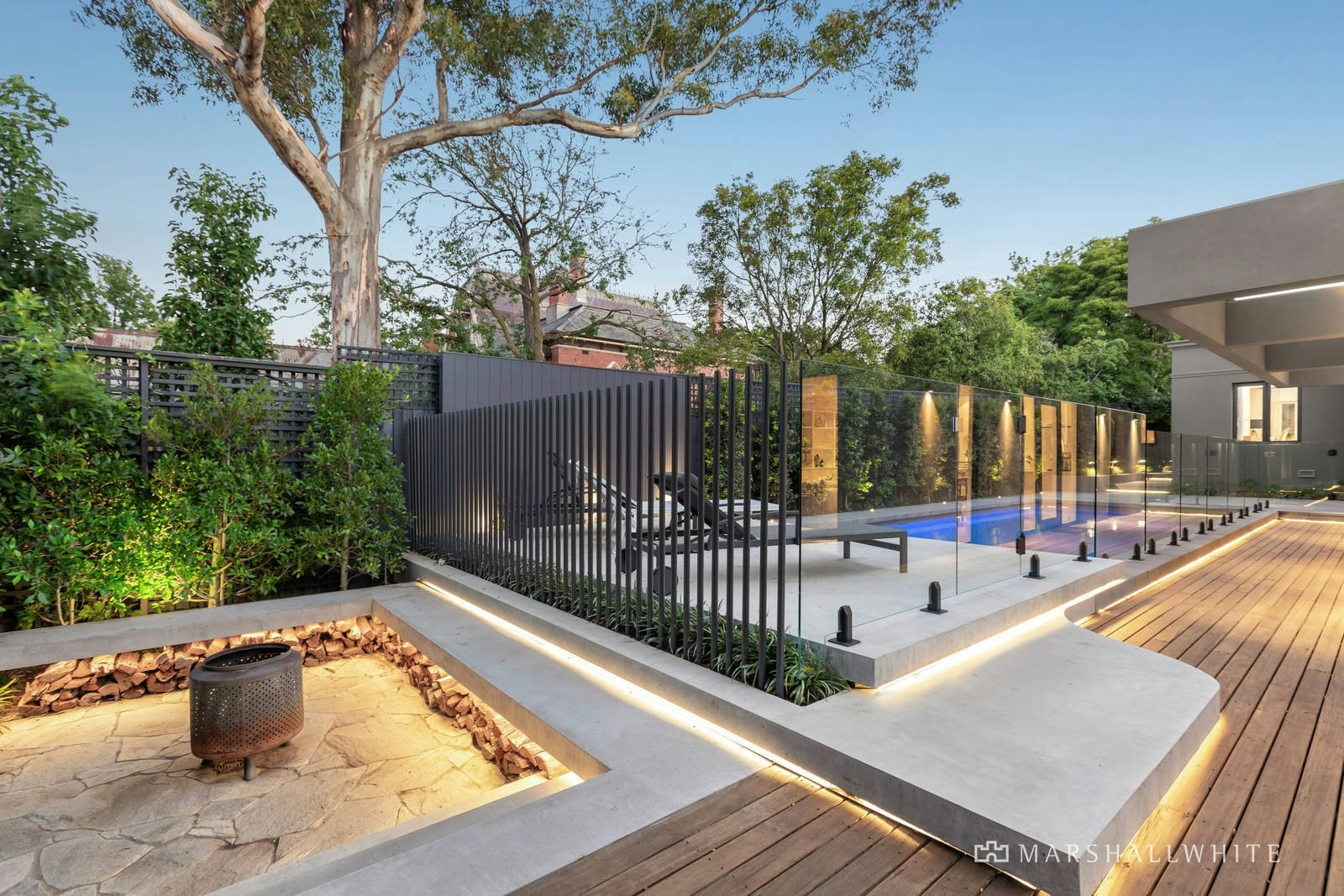 15 Dundonald Avenue, Malvern East, VIC