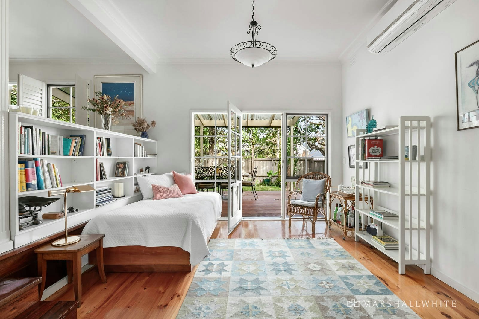 1/2 Valentine Avenue, Kew, VIC