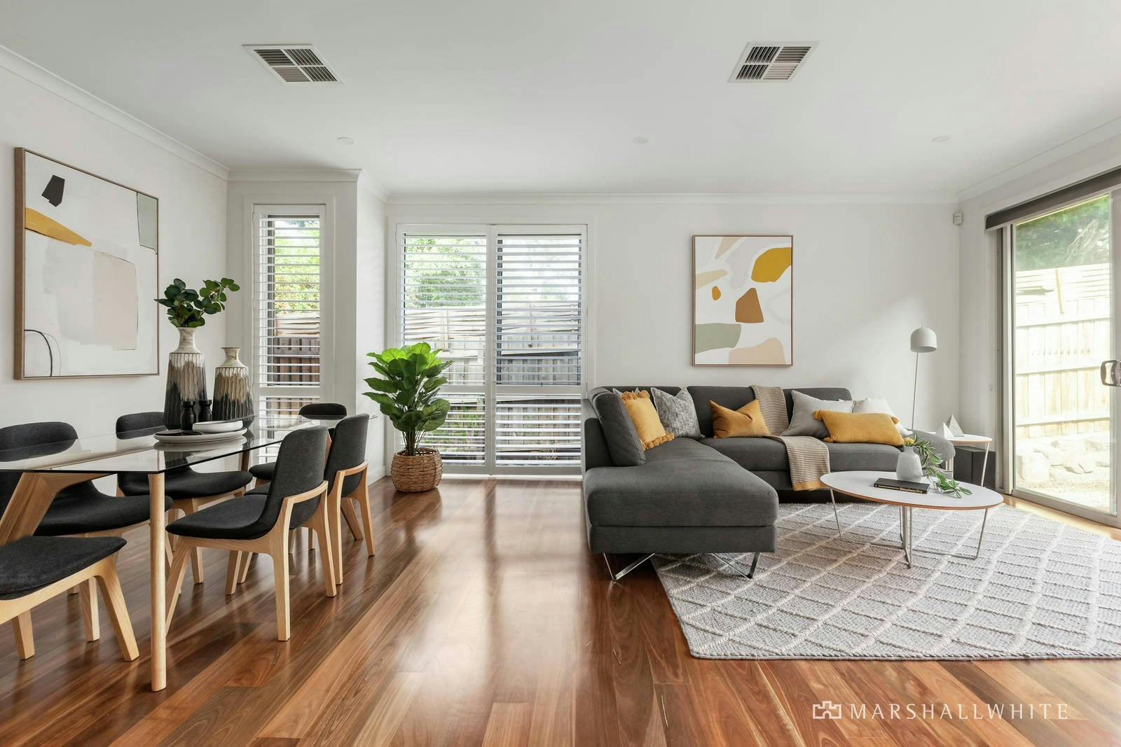 2/23 June Crescent, Templestowe, VIC