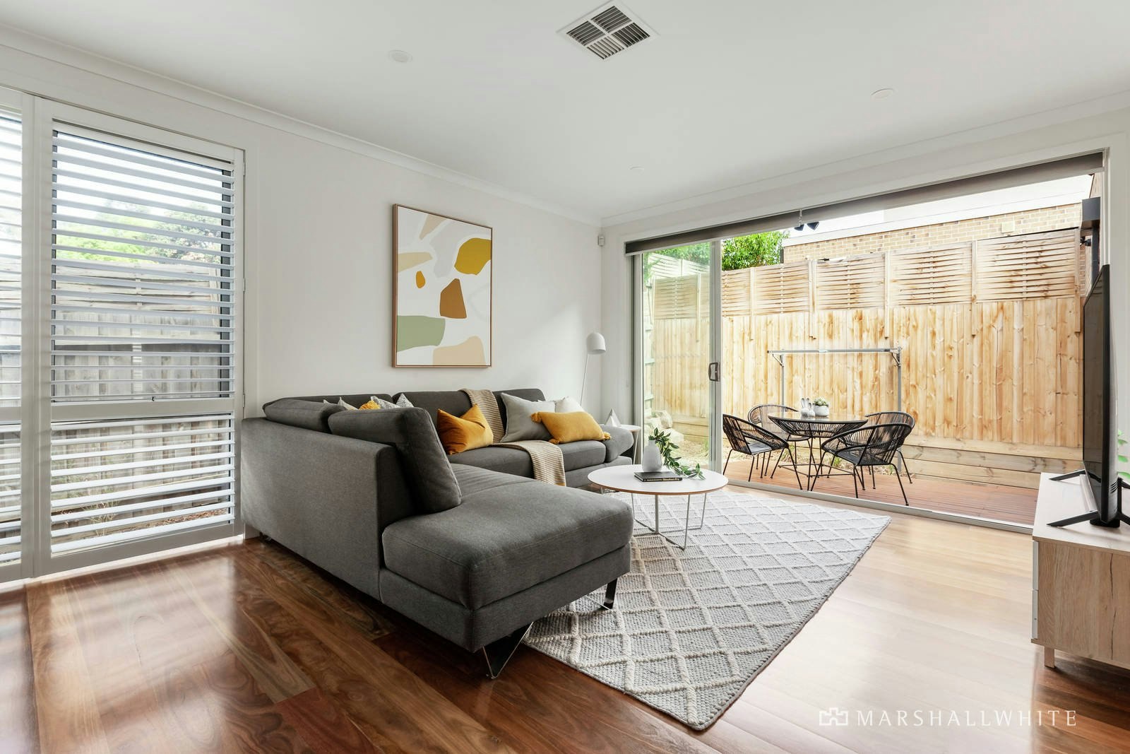 2/23 June Crescent, Templestowe, VIC