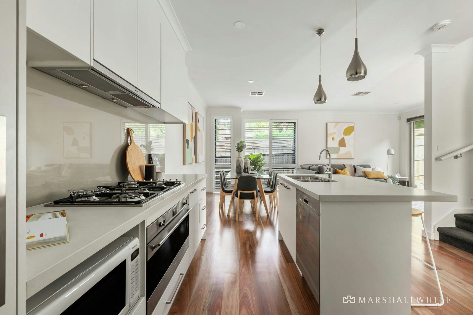 2/23 June Crescent, Templestowe, VIC