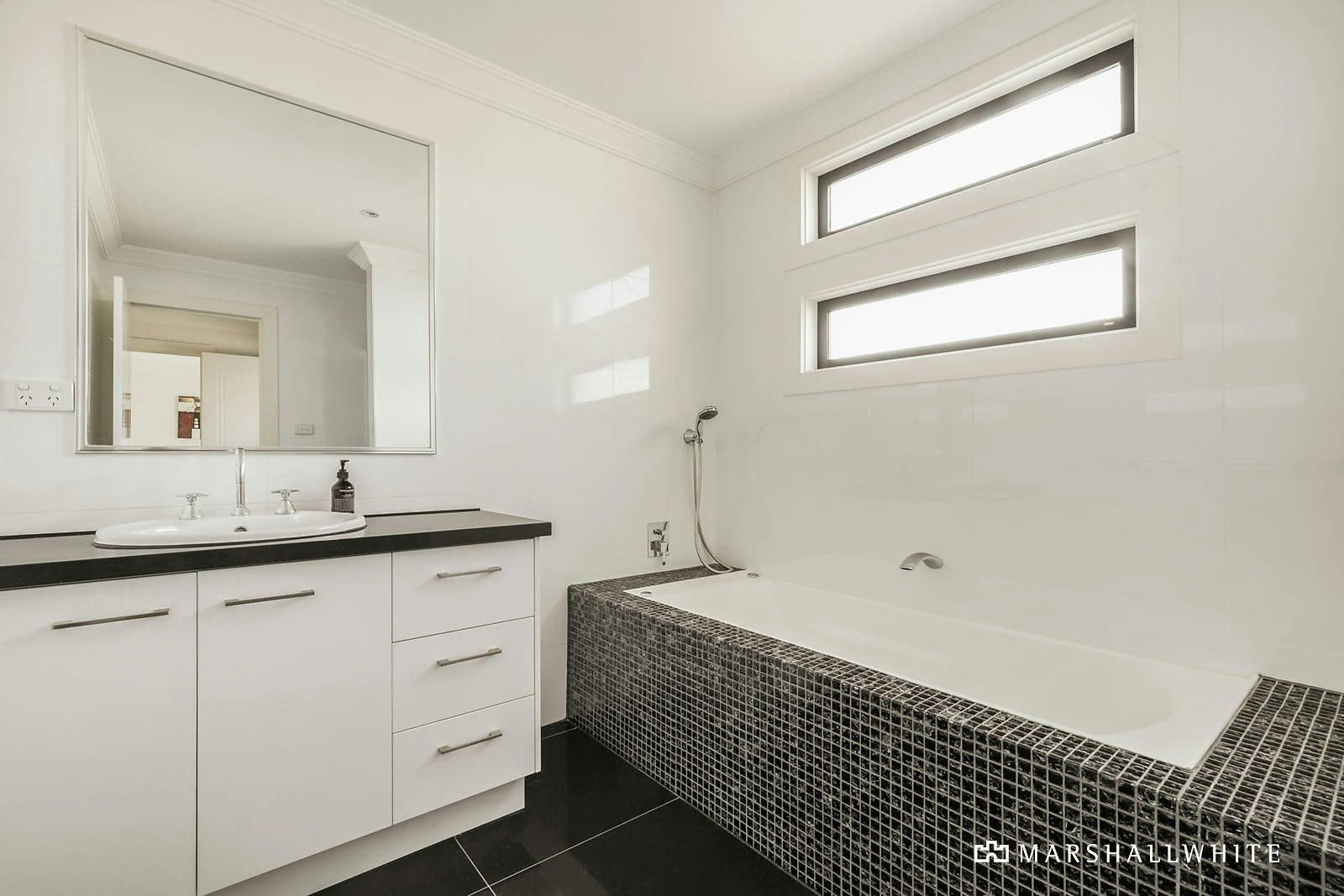 52a Morotai Avenue, Ashburton, VIC