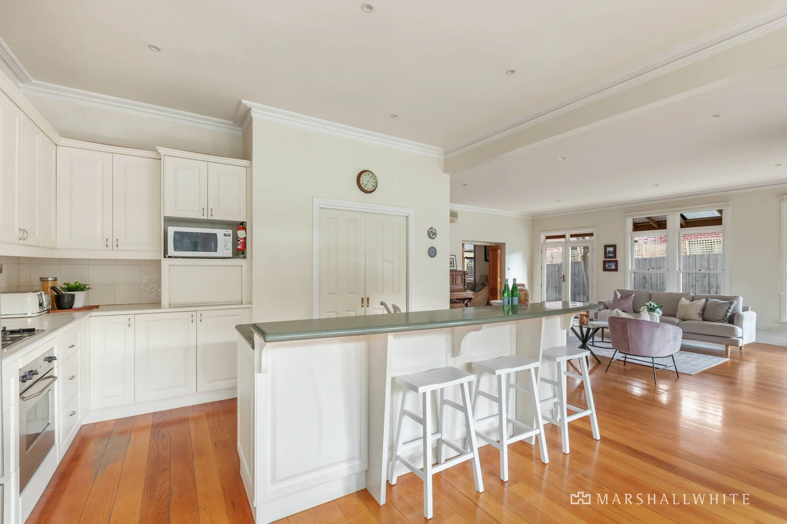 16 Chestnut Street, Surrey Hills, VIC