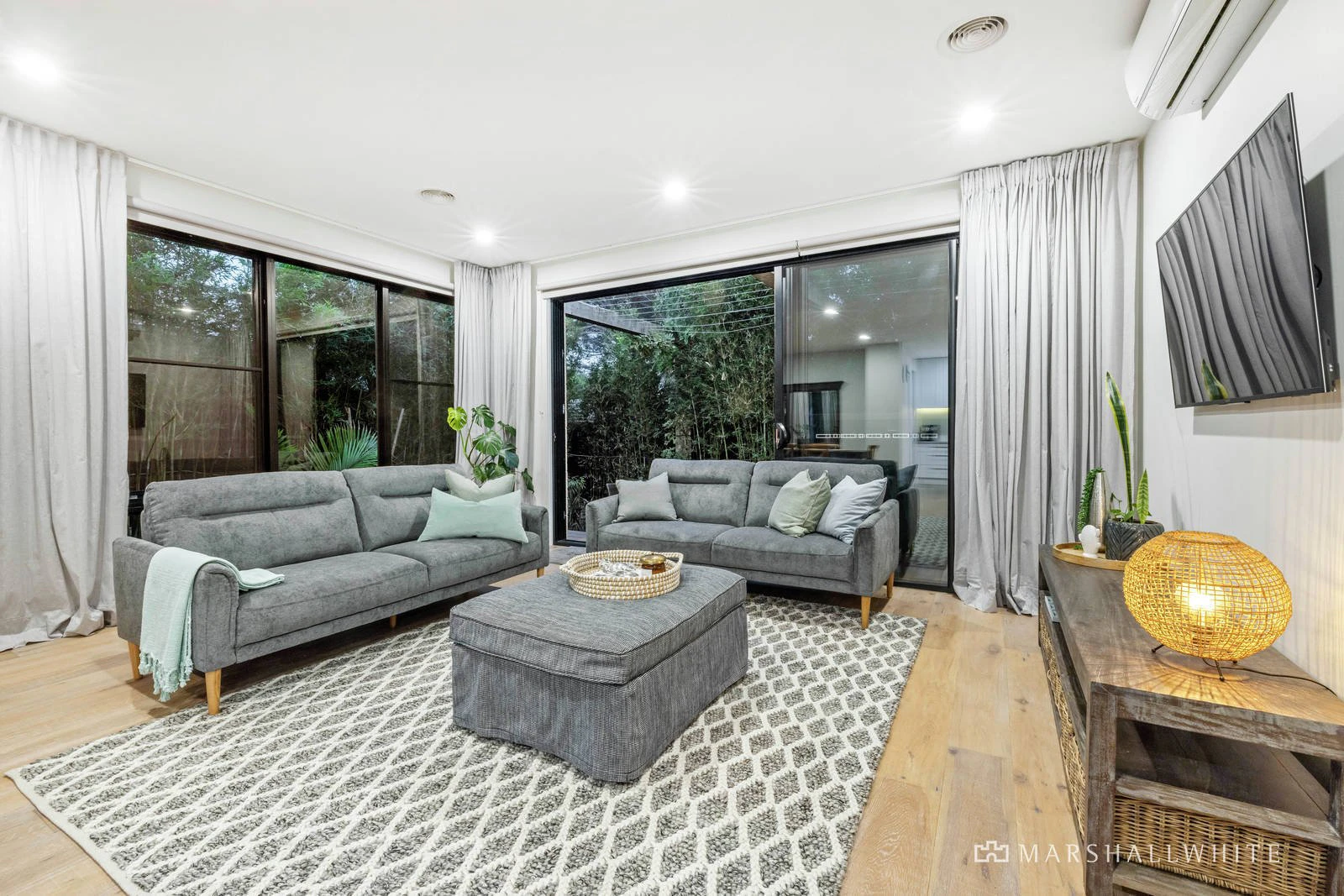 10A Riordan Court, Mornington, VIC