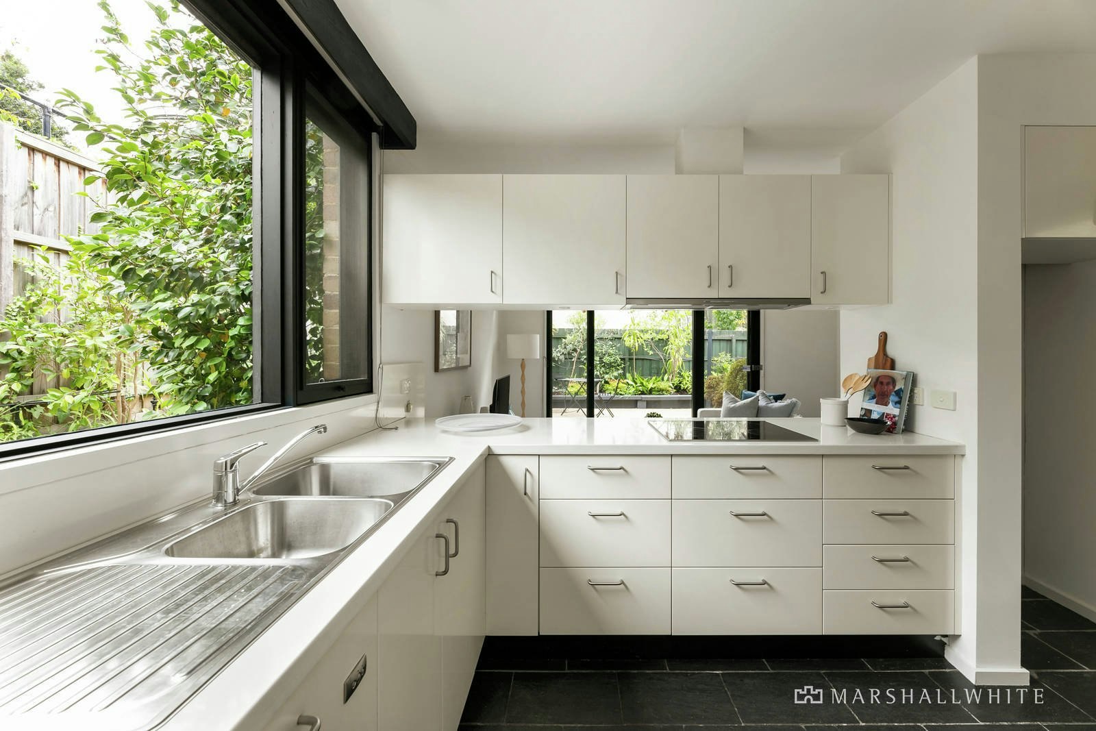 1 Salford Avenue, Balwyn, VIC