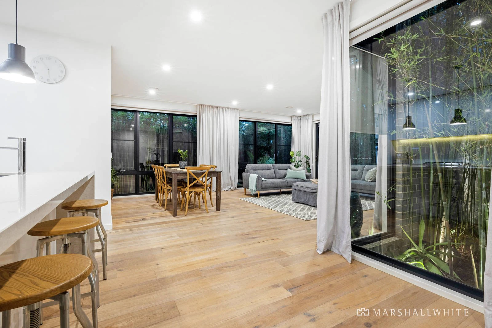 10A Riordan Court, Mornington, VIC