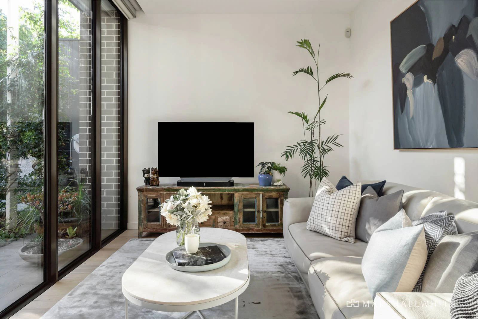 2/172 Prospect Hill Road, Canterbury, VIC