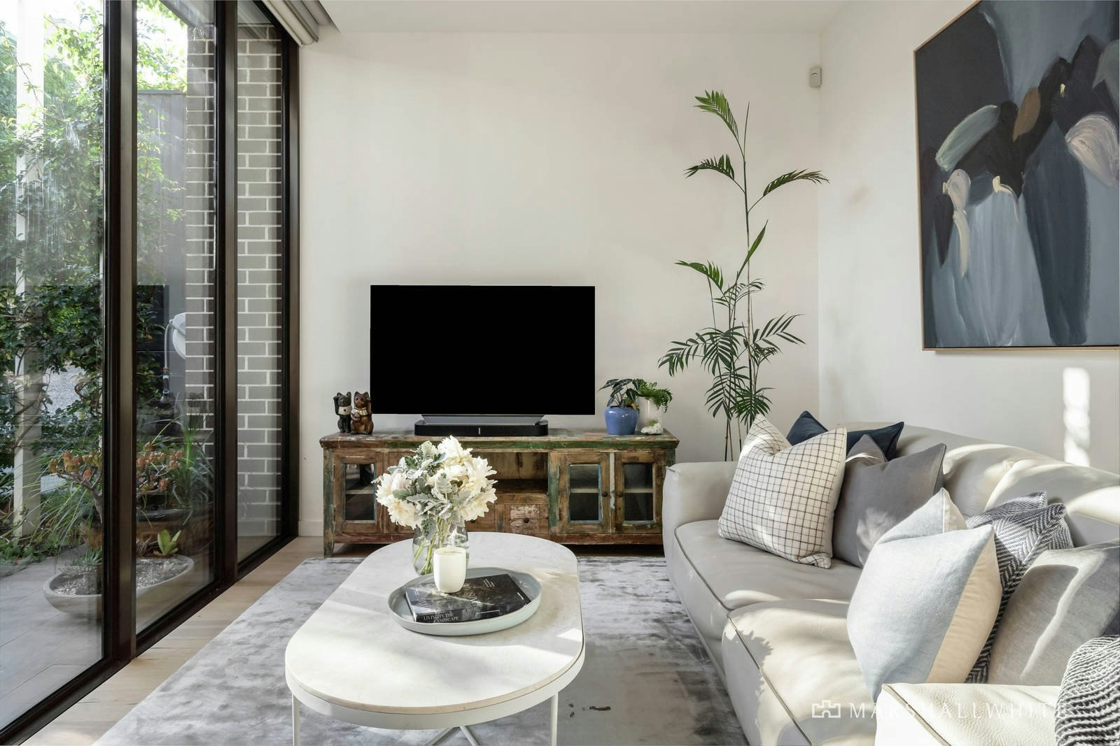 2/172 Prospect Hill Road, Canterbury, VIC