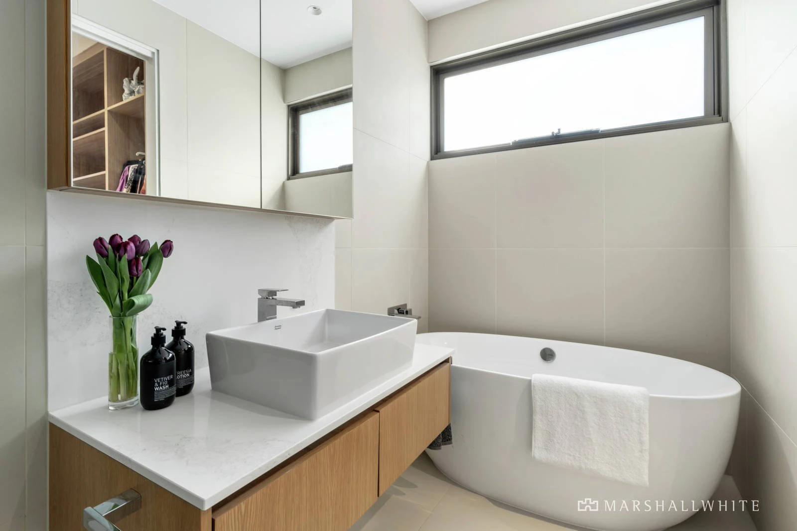 2/172 Prospect Hill Road, Canterbury, VIC