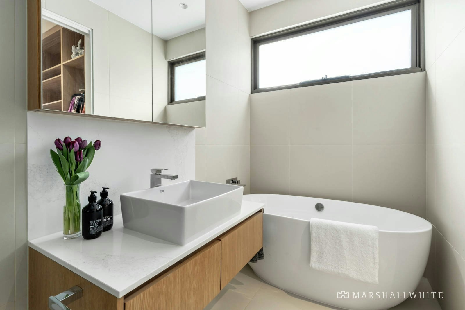 2/172 Prospect Hill Road, Canterbury, VIC