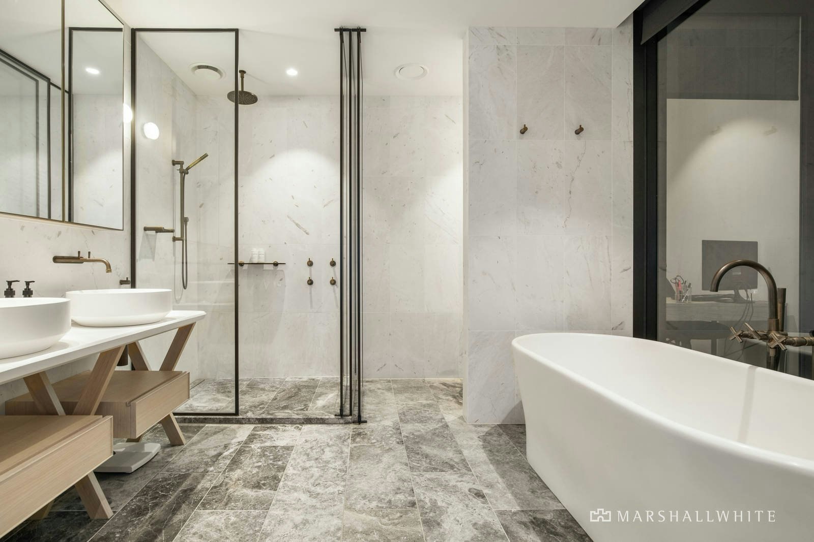 3/2 Pine Avenue, Elwood, VIC