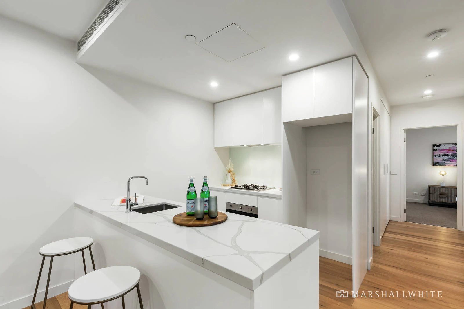 205/7 Red Hill Terrace, Doncaster East, VIC