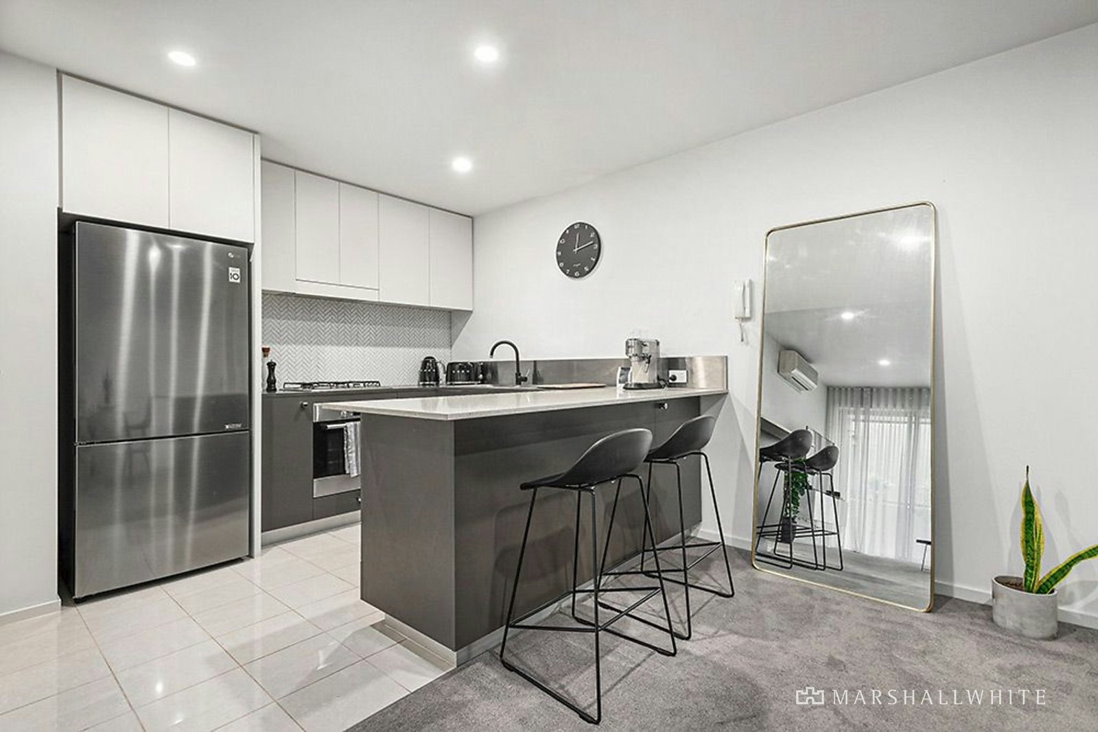 8/78 Holyrood Street, Hampton, VIC