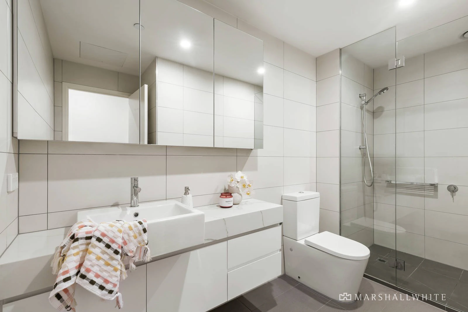 205/7 Red Hill Terrace, Doncaster East, VIC