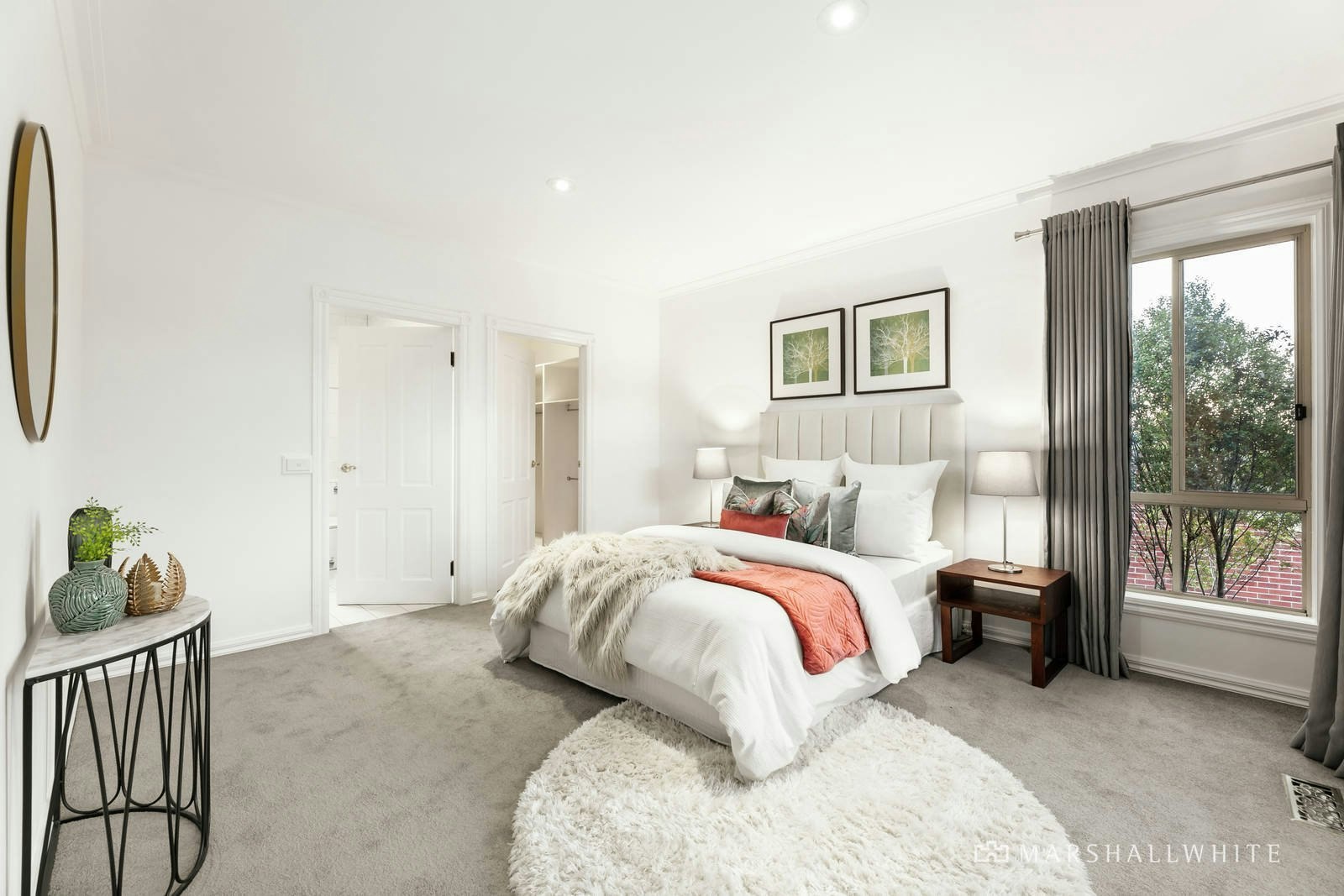 16 Pine Hill Drive, Doncaster East, VIC