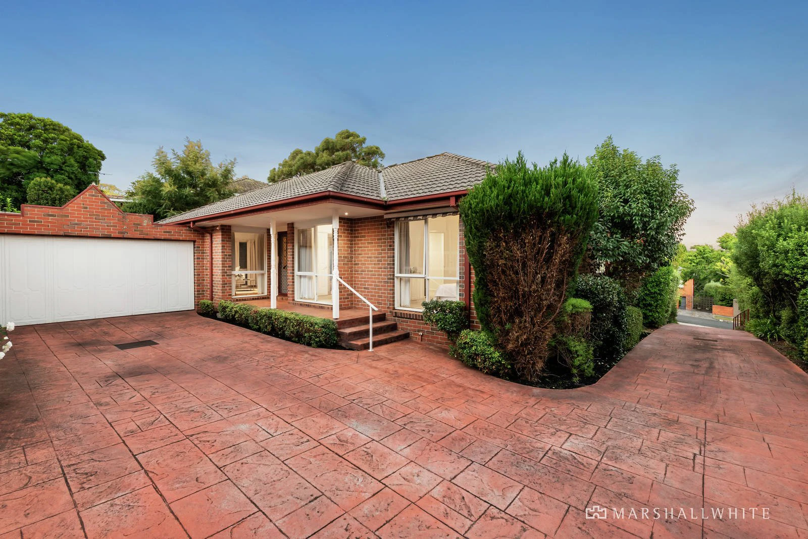 2/39 Moselle Street, Mont Albert North, VIC