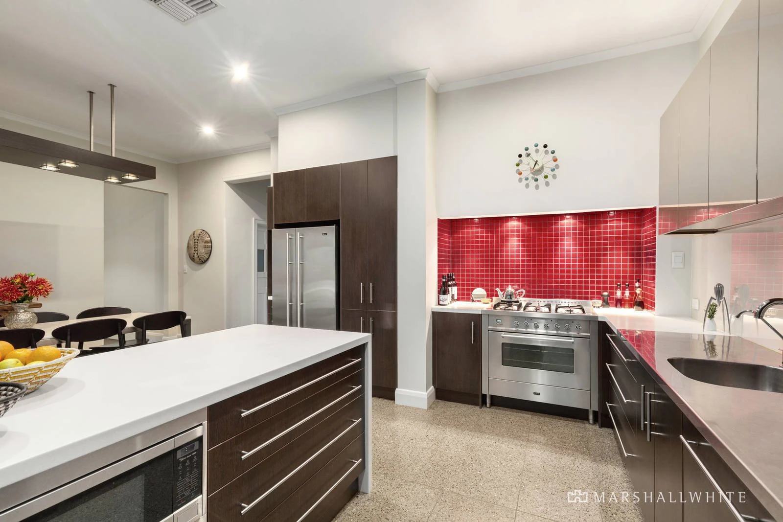 43 View Street, Mont Albert, VIC