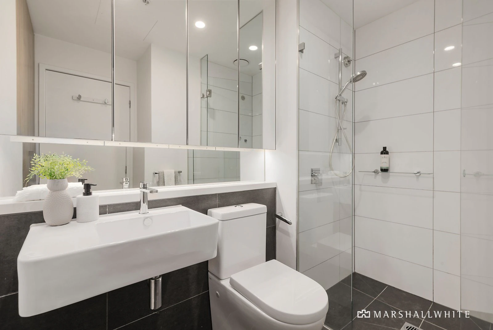 410/1 Grosvenor Street, Doncaster, VIC