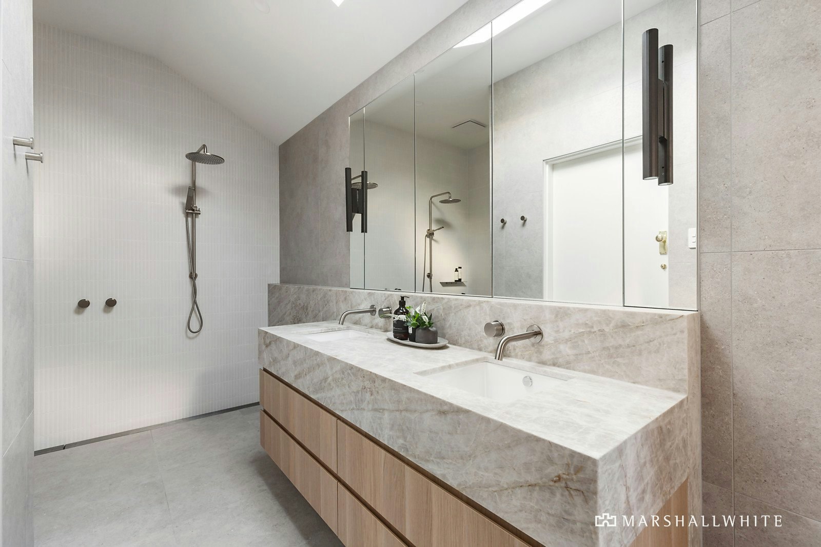 17 Warley Road, Malvern East, VIC