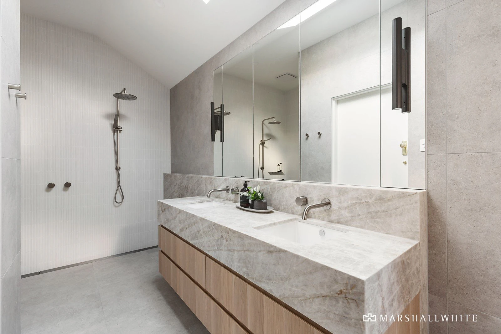 17 Warley Road, Malvern East, VIC