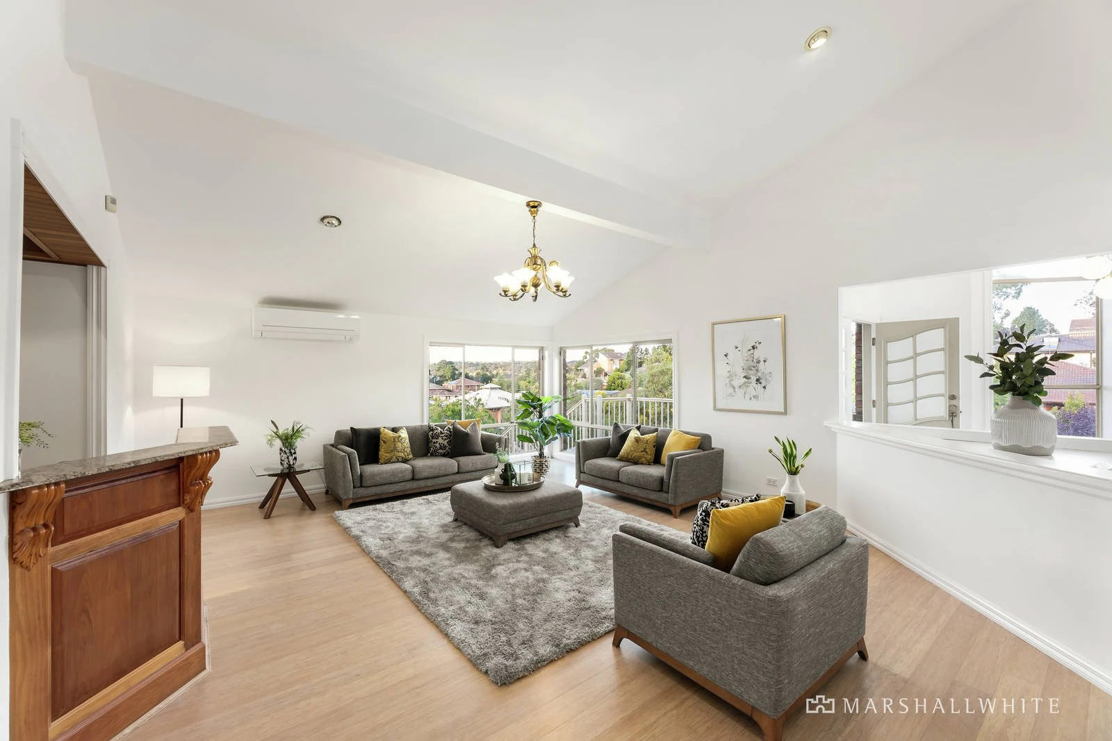 16 Pine Hill Drive, Doncaster East, VIC