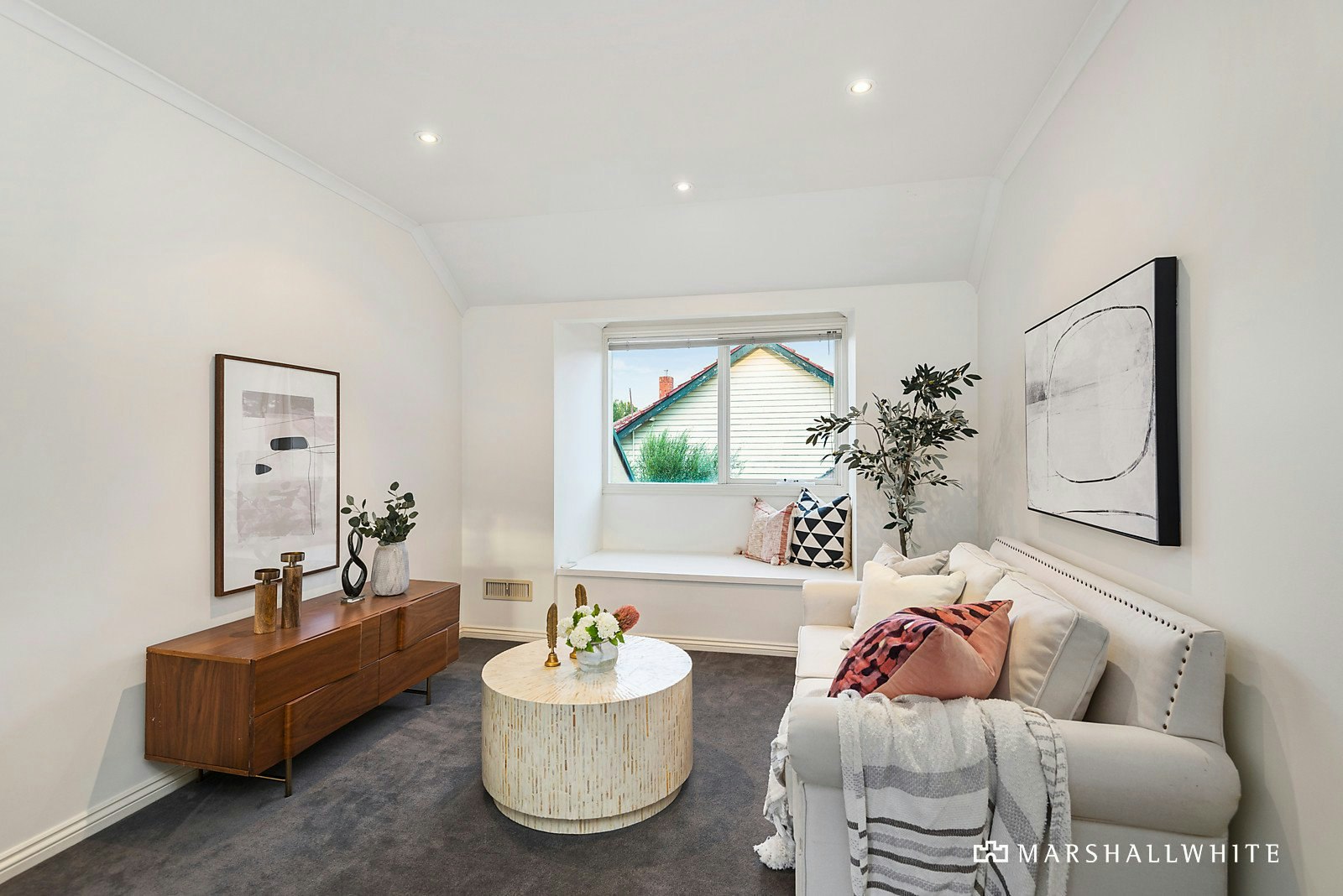 9 Leeds Street, Canterbury, VIC