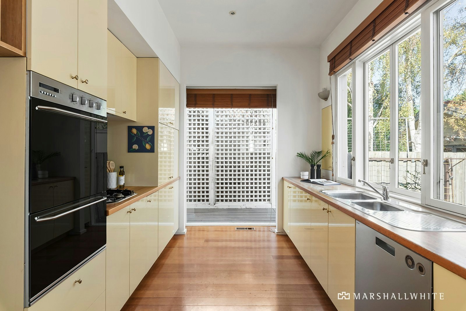 14 Nyora Street, Malvern East, VIC