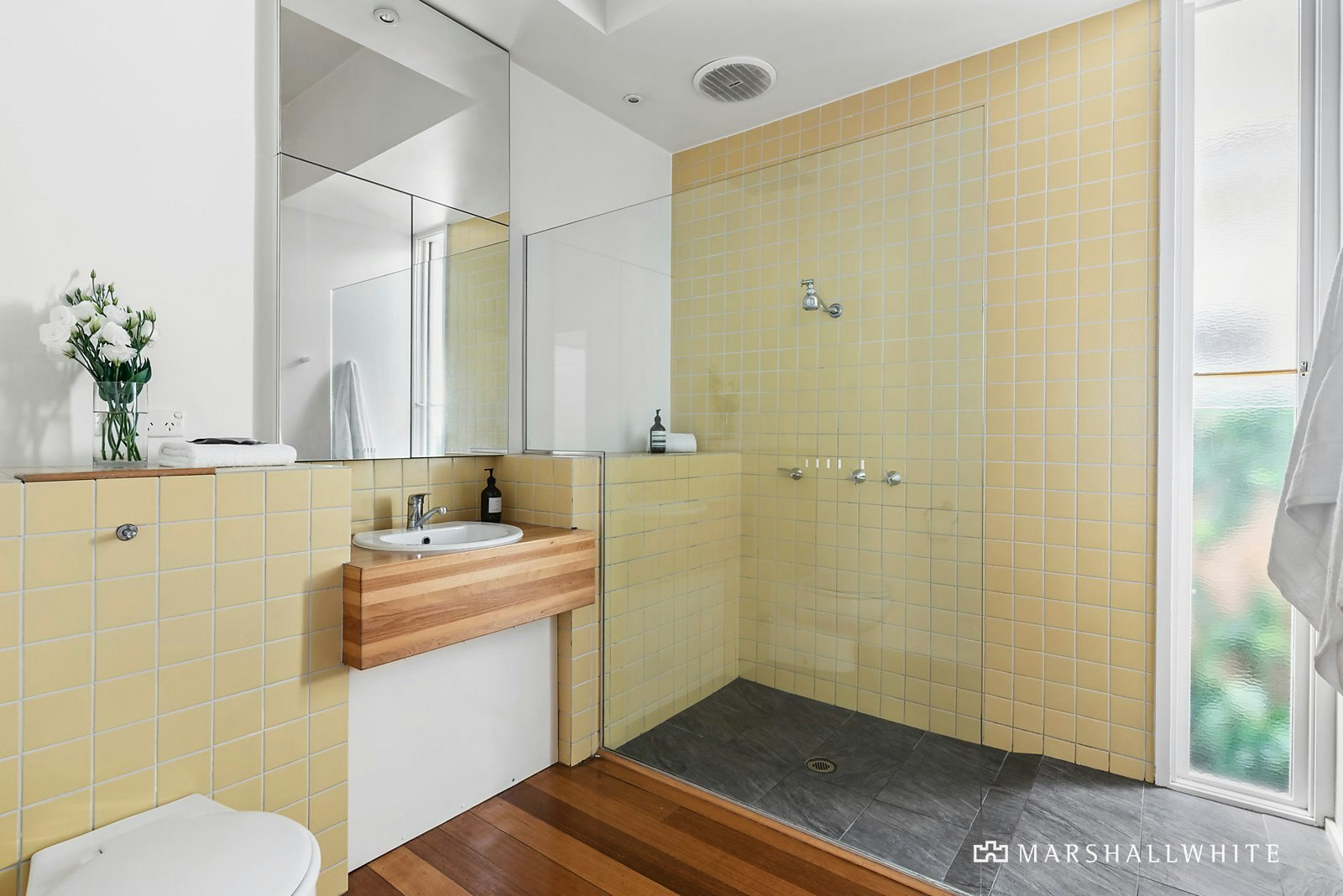 14 Nyora Street, Malvern East, VIC