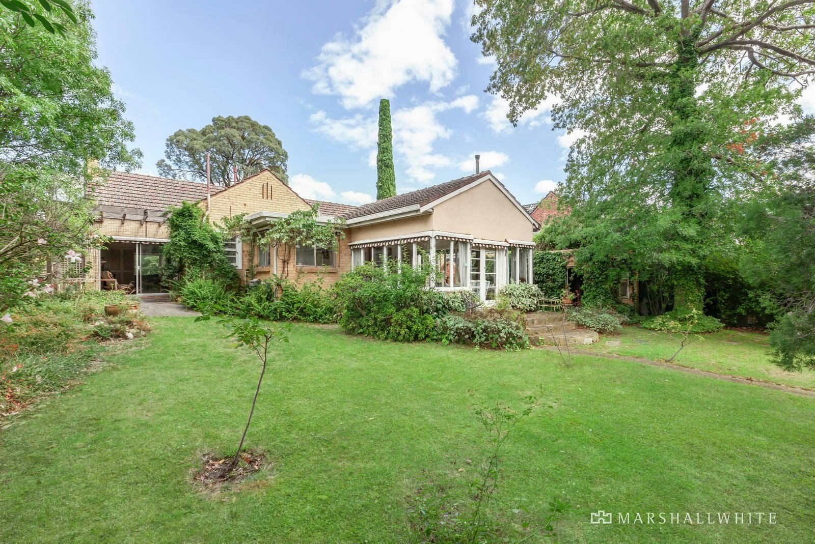 1 Annetta Avenue, Ashburton, VIC