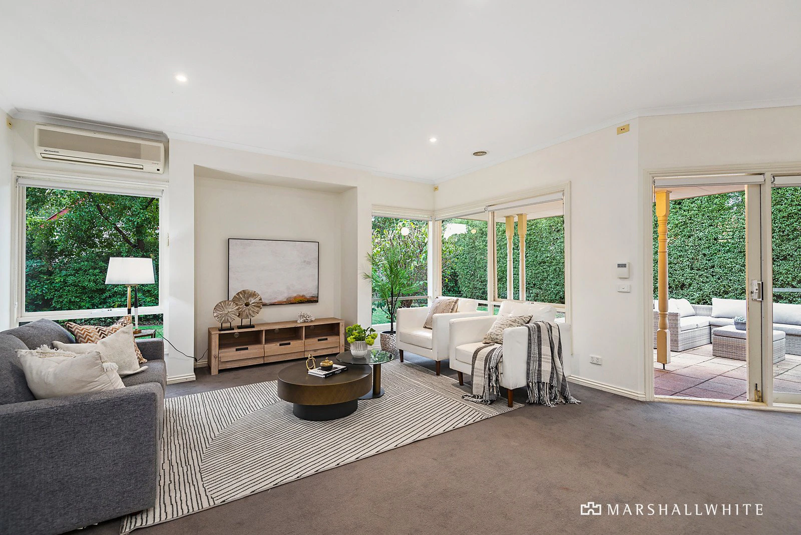 9 Leeds Street, Canterbury, VIC
