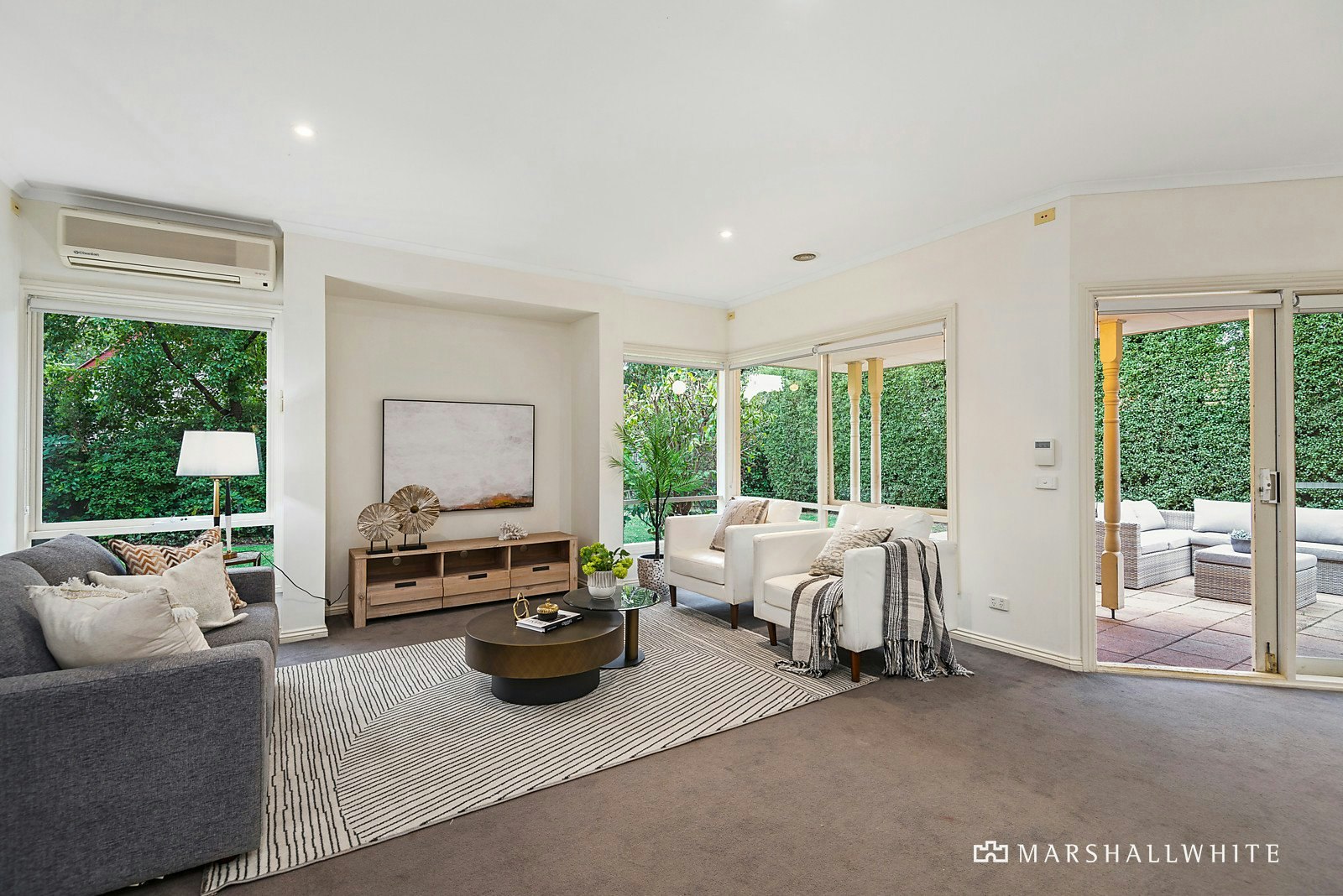 9 Leeds Street, Canterbury, VIC