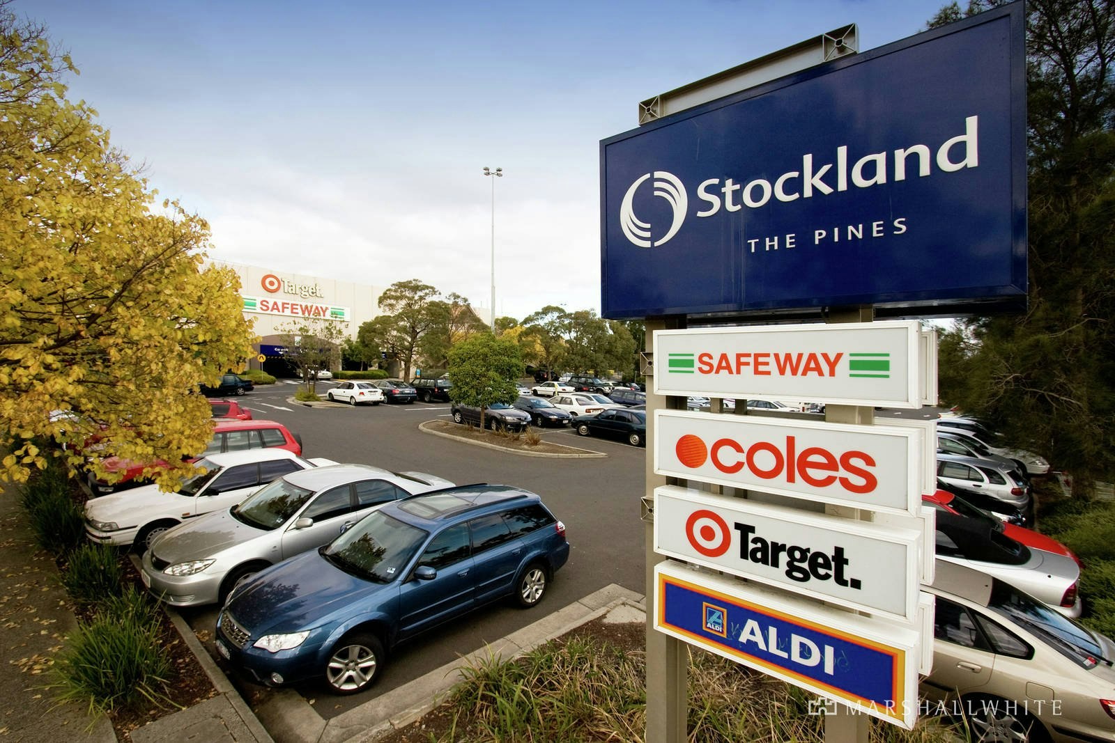 16 Pine Hill Drive, Doncaster East, VIC