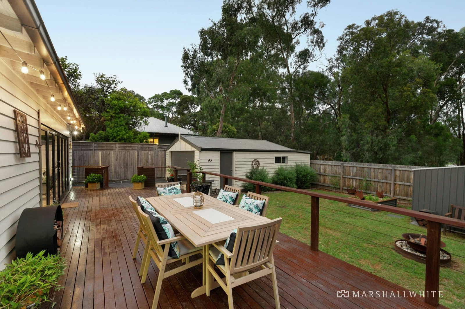 44 Swan Street, Blackburn South, VIC