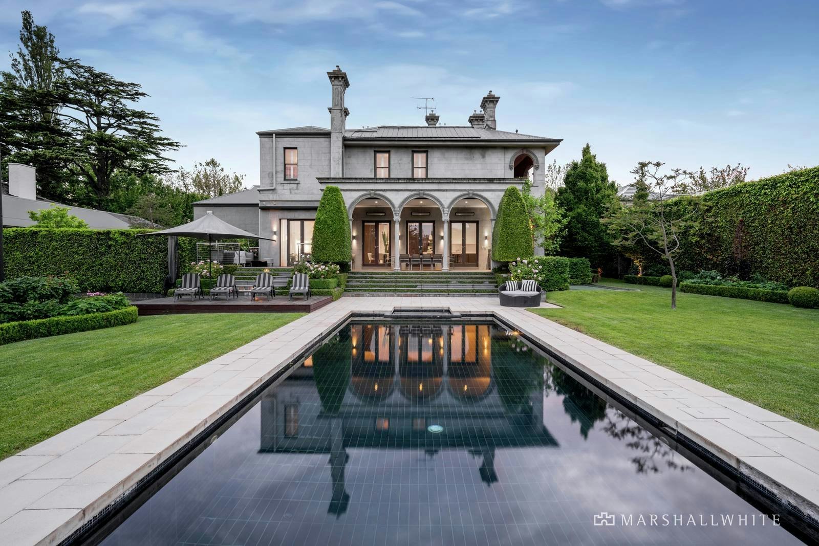 39 Sackville Street, Kew, VIC