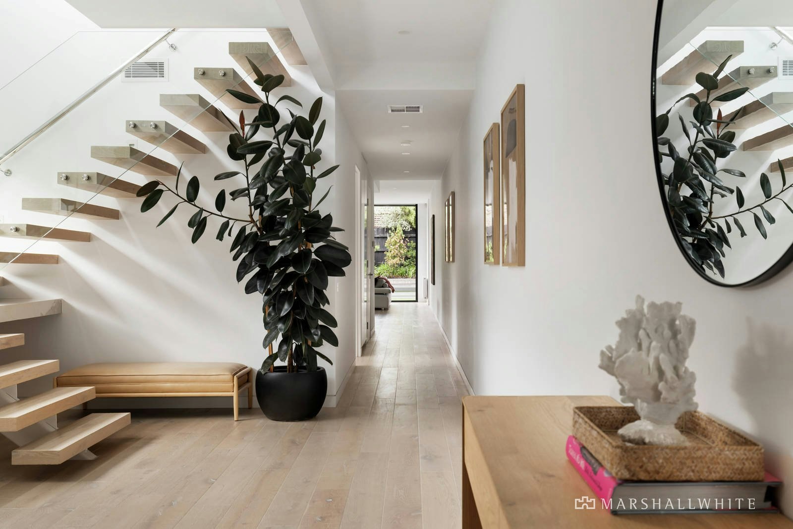 24B Wembley Avenue, Cheltenham, VIC