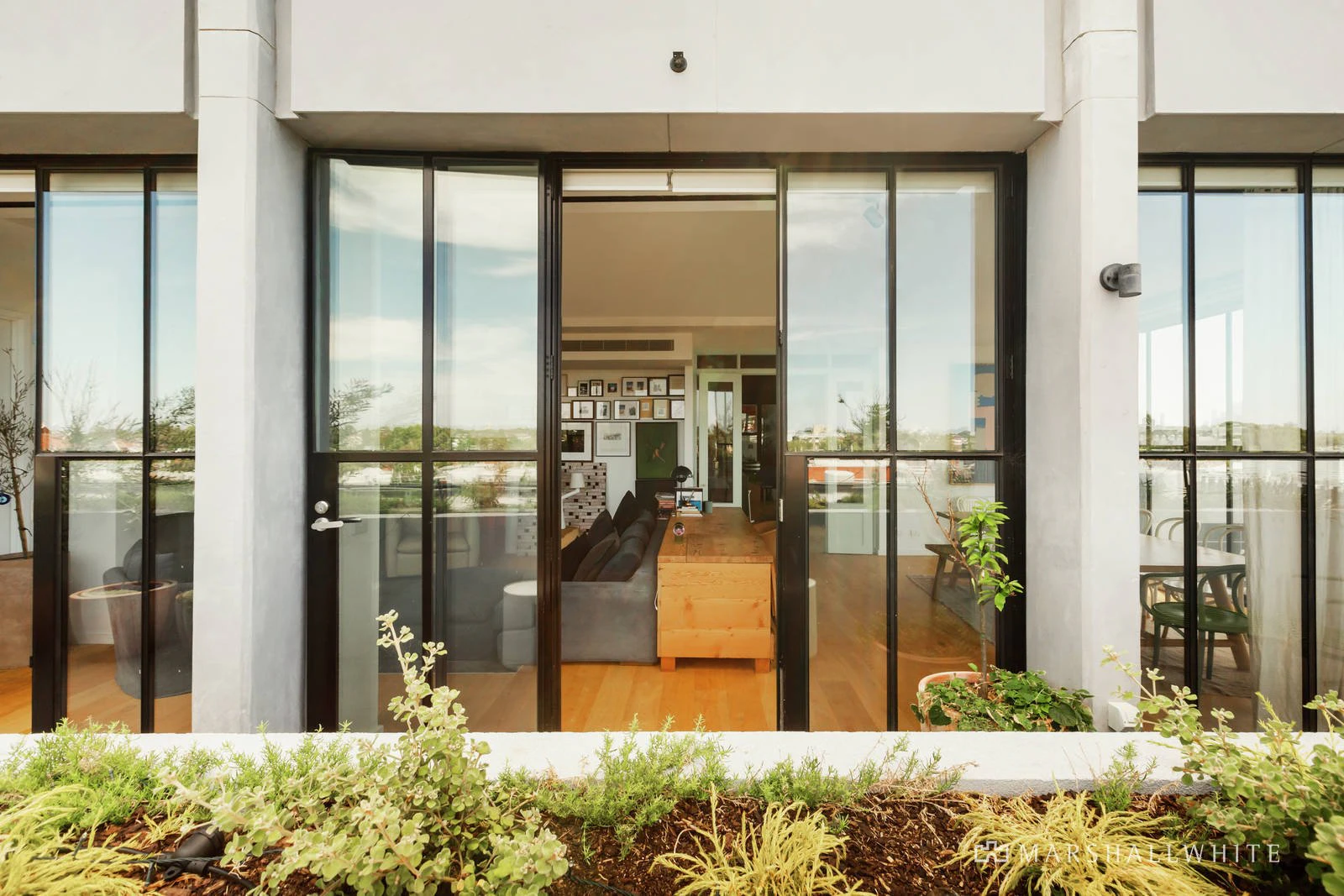 402/8 James Street, Windsor, VIC