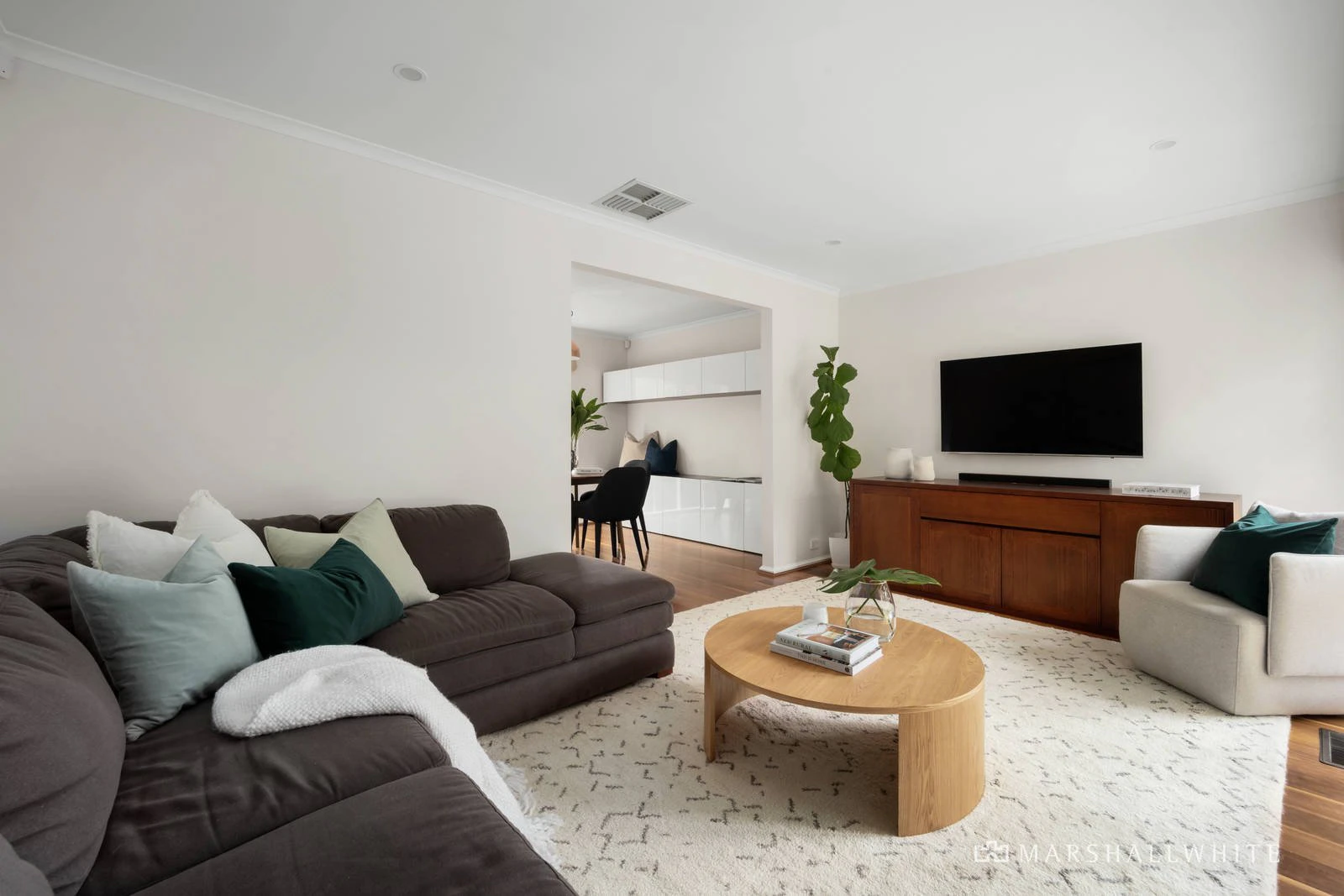 2/16 Wallace Road, Burwood, VIC