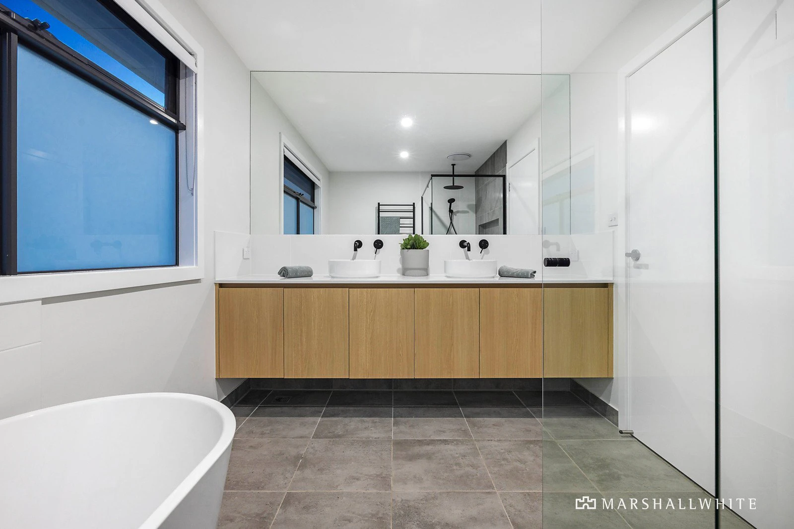 17 Dressage Drive, Cranbourne South, VIC