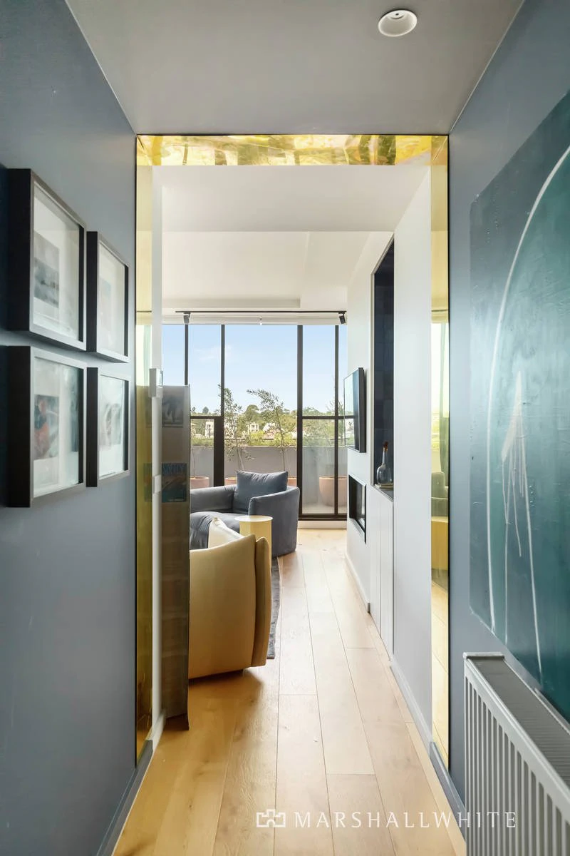 402/8 James Street, Windsor, VIC