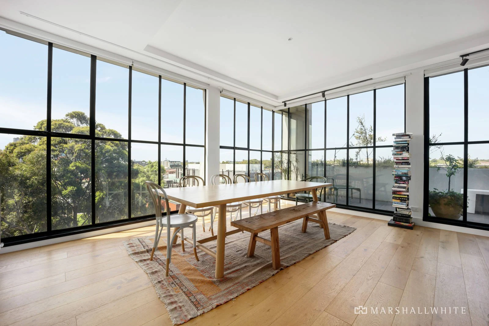 402/8 James Street, Windsor, VIC
