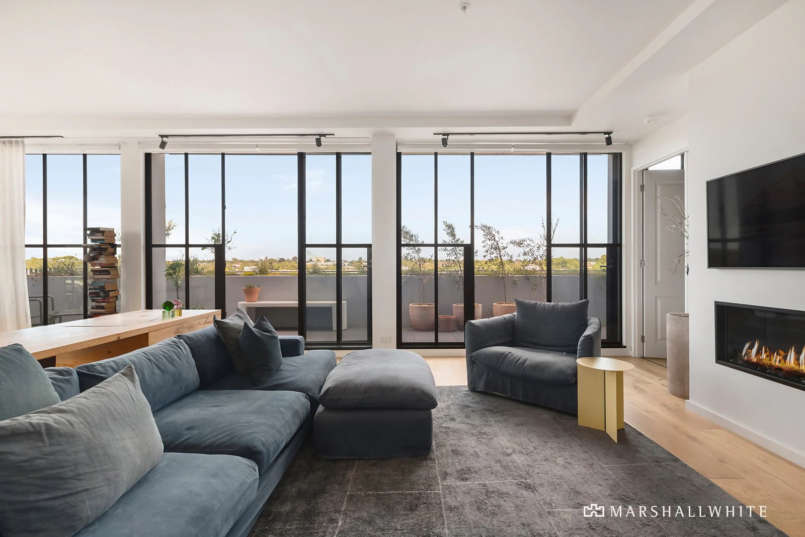 402/8 James Street, Windsor, VIC
