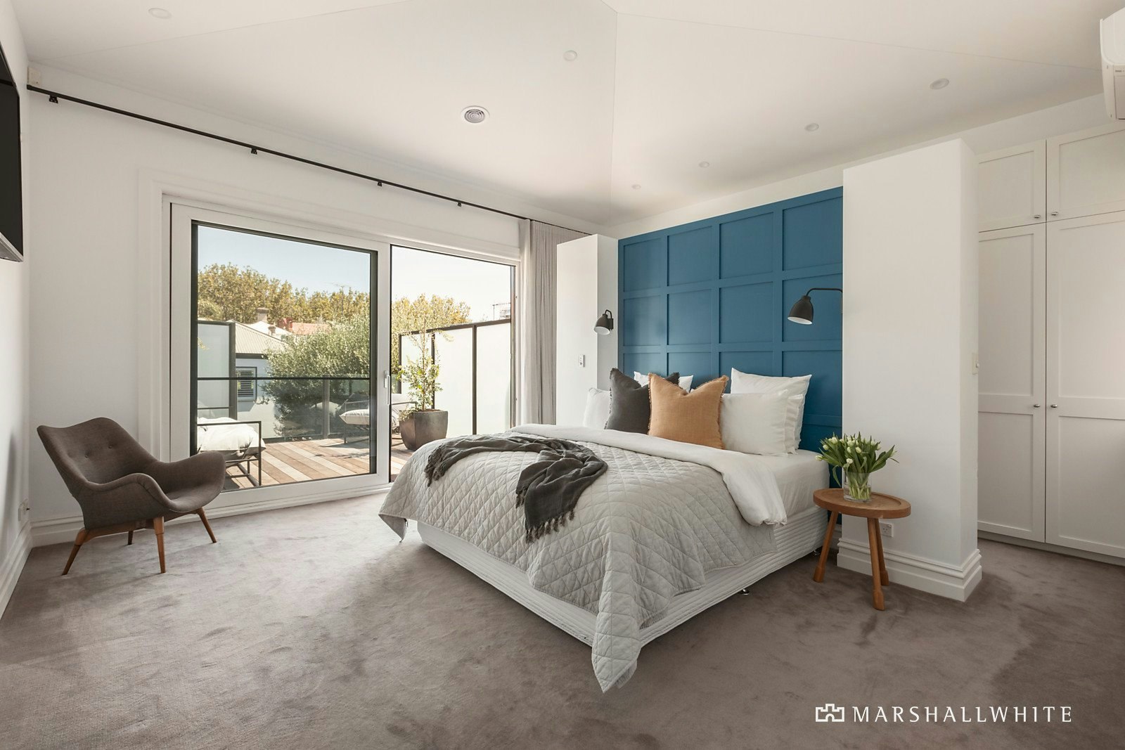 15 Loch Street, St Kilda West, VIC