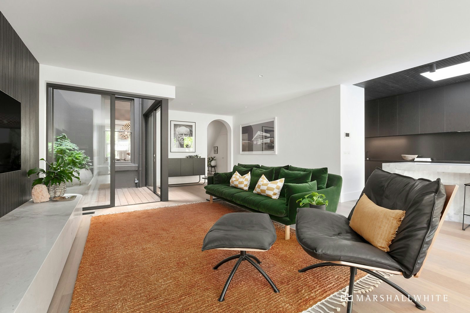 15 Loch Street, St Kilda West, VIC