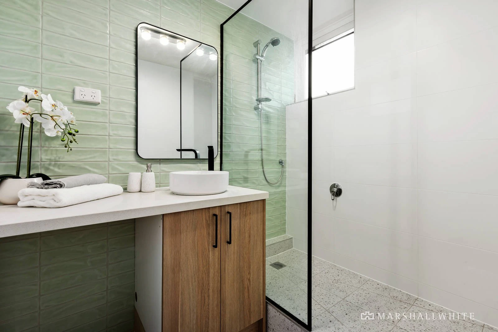 8/140 Kerferd Road, Albert Park, VIC