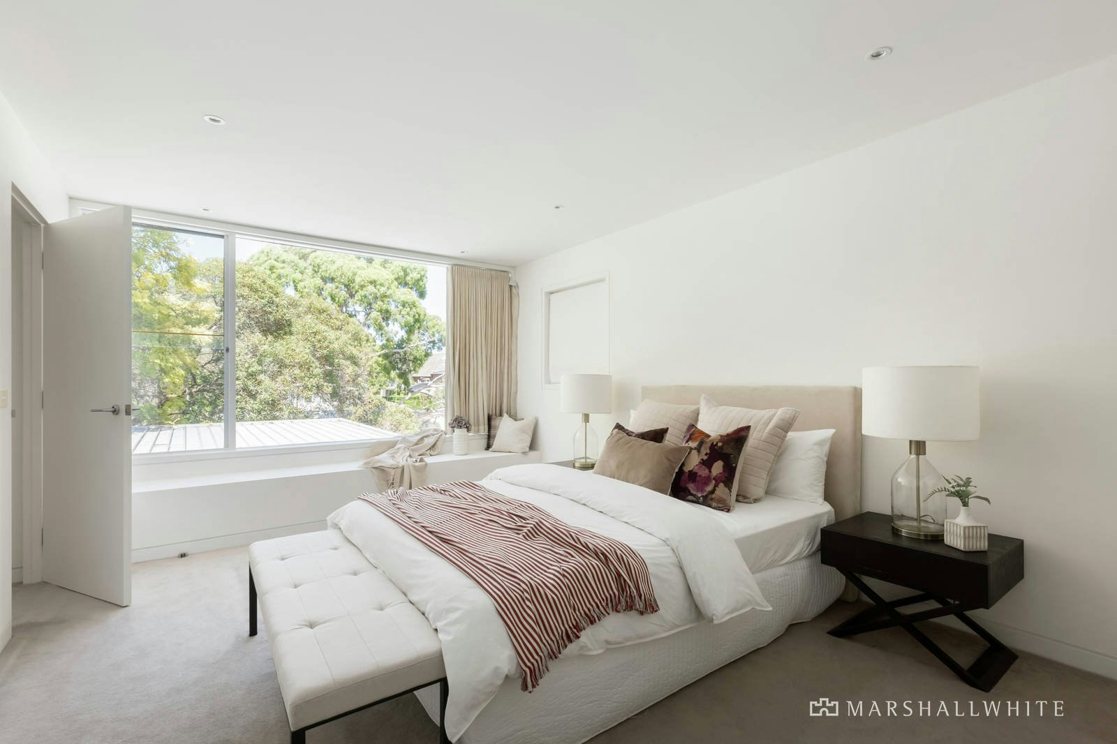 6 Yarravale Road, Kew, VIC