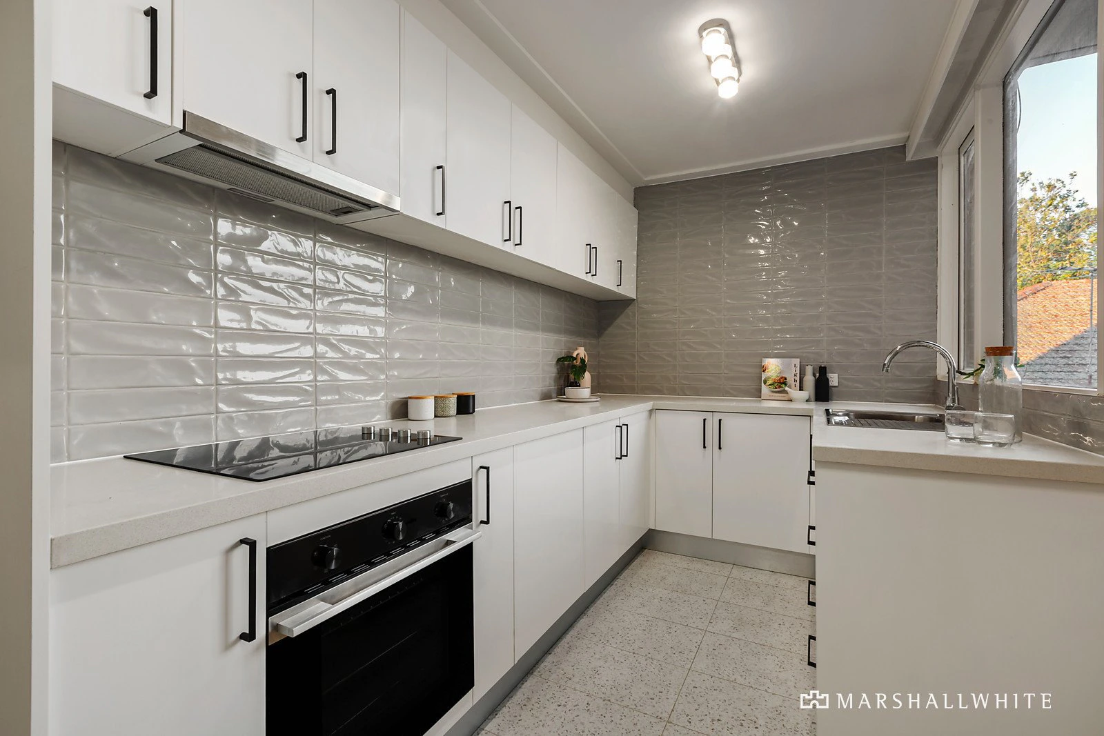 8/140 Kerferd Road, Albert Park, VIC