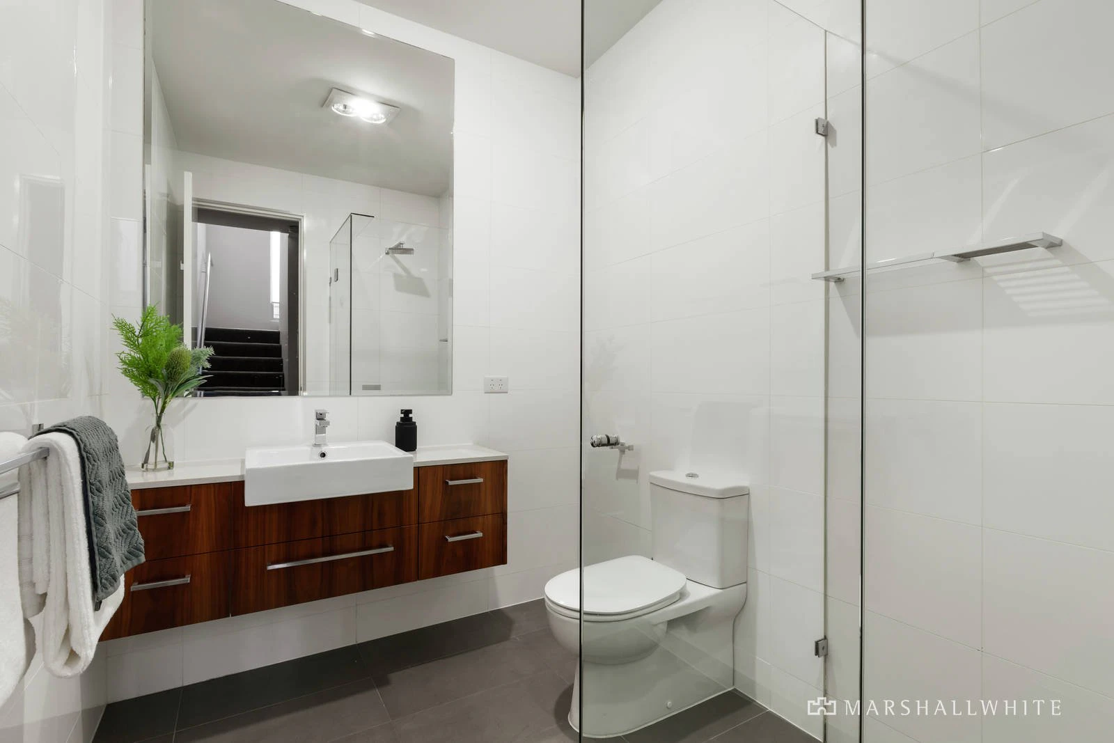 3/2A Clive Street, Brighton East, VIC