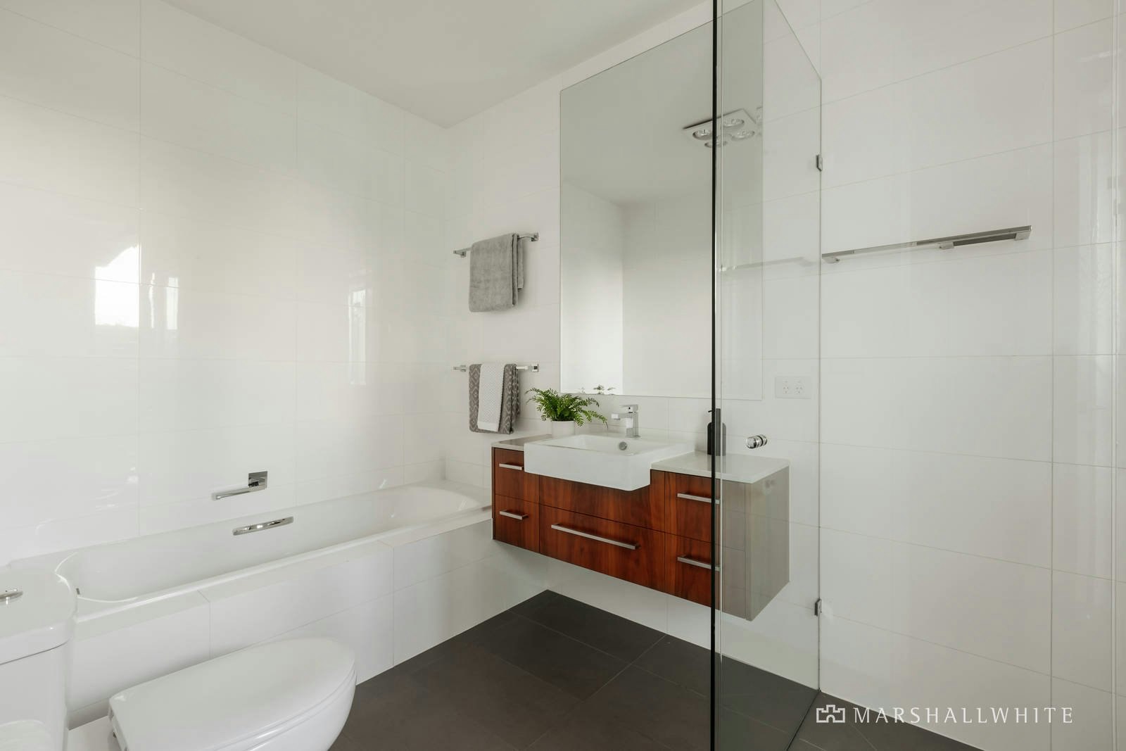 3/2A Clive Street, Brighton East, VIC