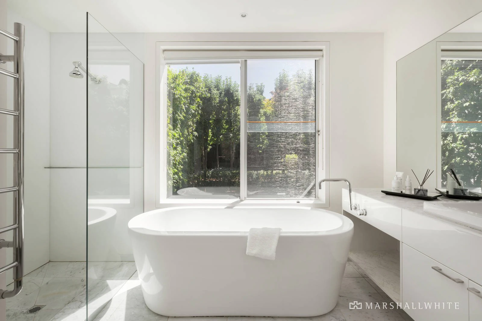 6 Yarravale Road, Kew, VIC