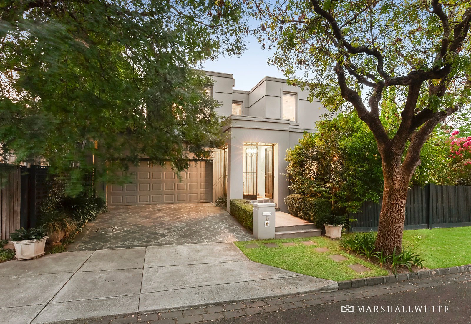6 Walnut Street, Malvern, VIC